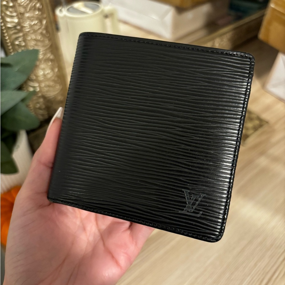 Louis Vuitton Epi Noir Wallet
